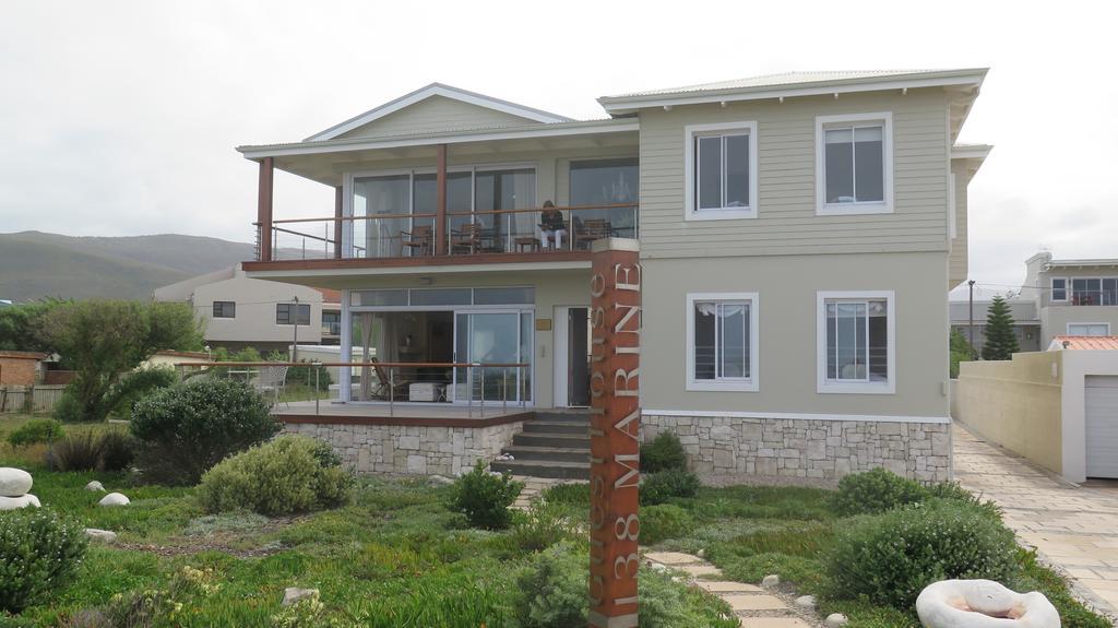 138 Marine Beachfront Guesthouse Hermanus Exteriör bild