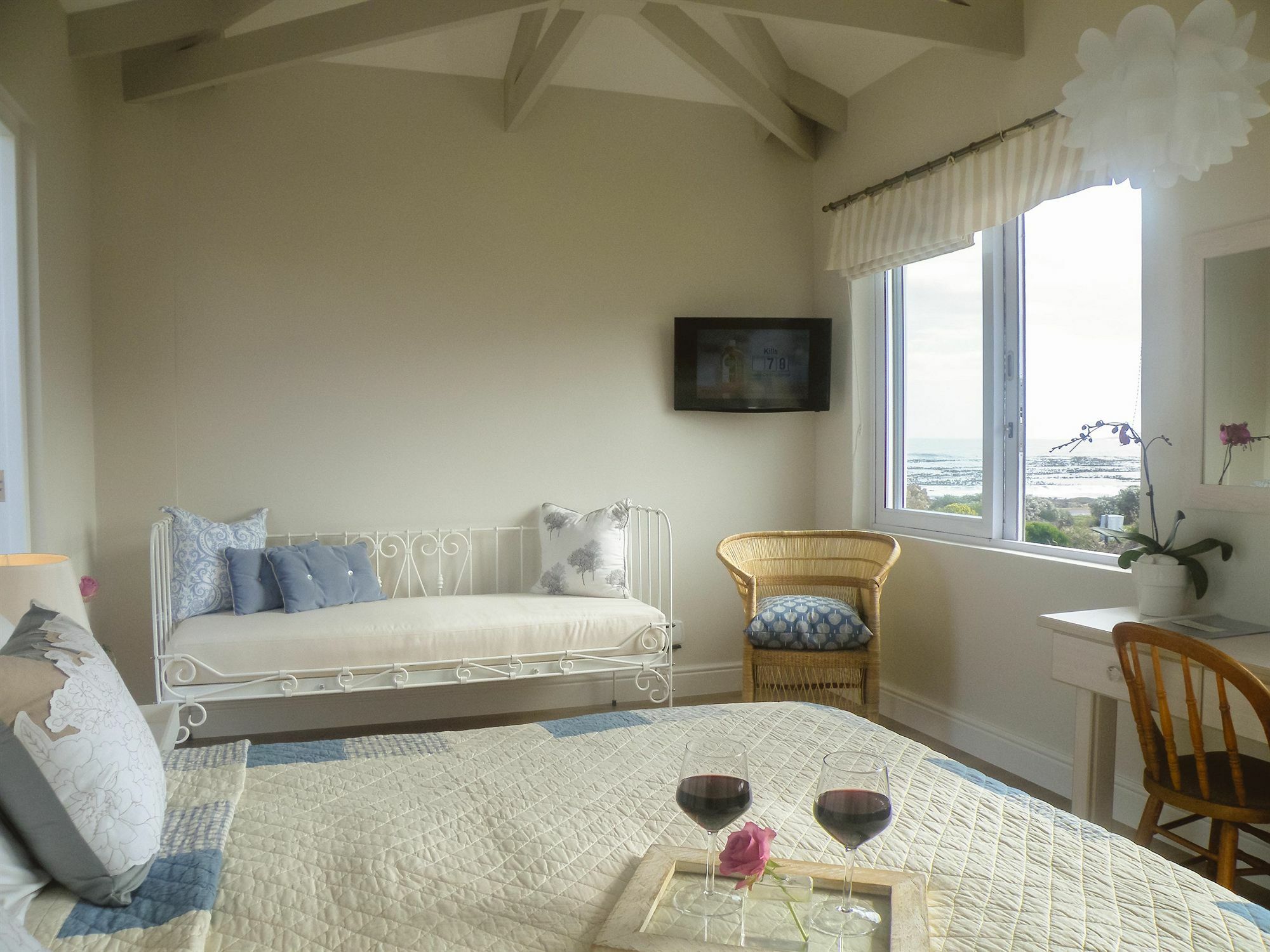 138 Marine Beachfront Guesthouse Hermanus Exteriör bild